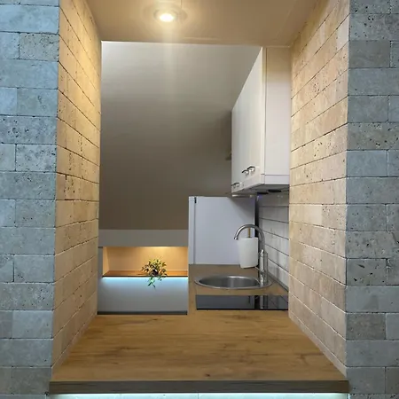 Apartment Maki